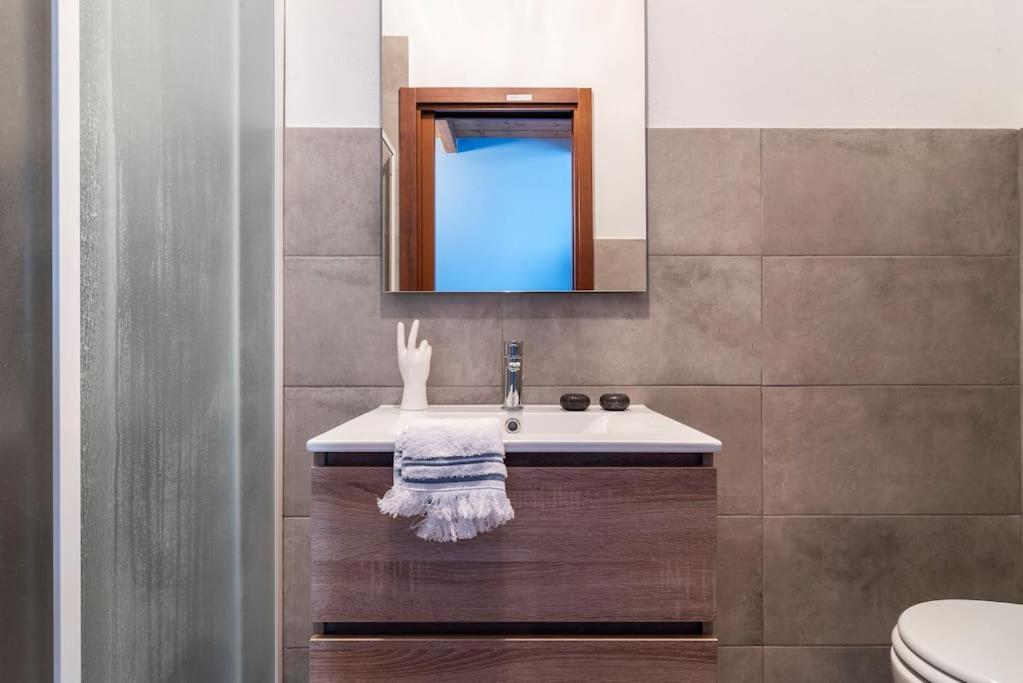 Watt Flexyrent Apt. Aircon And Wifi Apartment มิลาน ภายนอก รูปภาพ