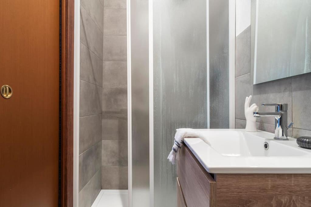 Watt Flexyrent Apt. Aircon And Wifi Apartment มิลาน ภายนอก รูปภาพ